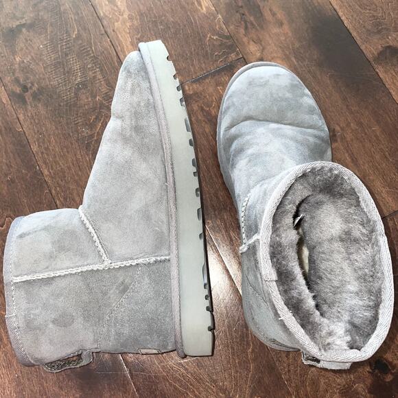 new ugg classic mini II boots gray size 8 - Picture 8 of 9
